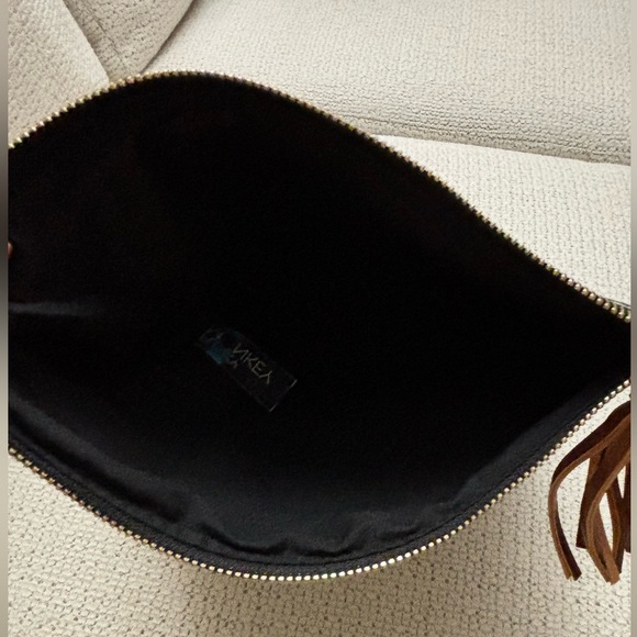 Funky Monkey Striped Black and White Clutch with Brown Faux-Leather, 11x7, VGUC - Picture 4 of 5